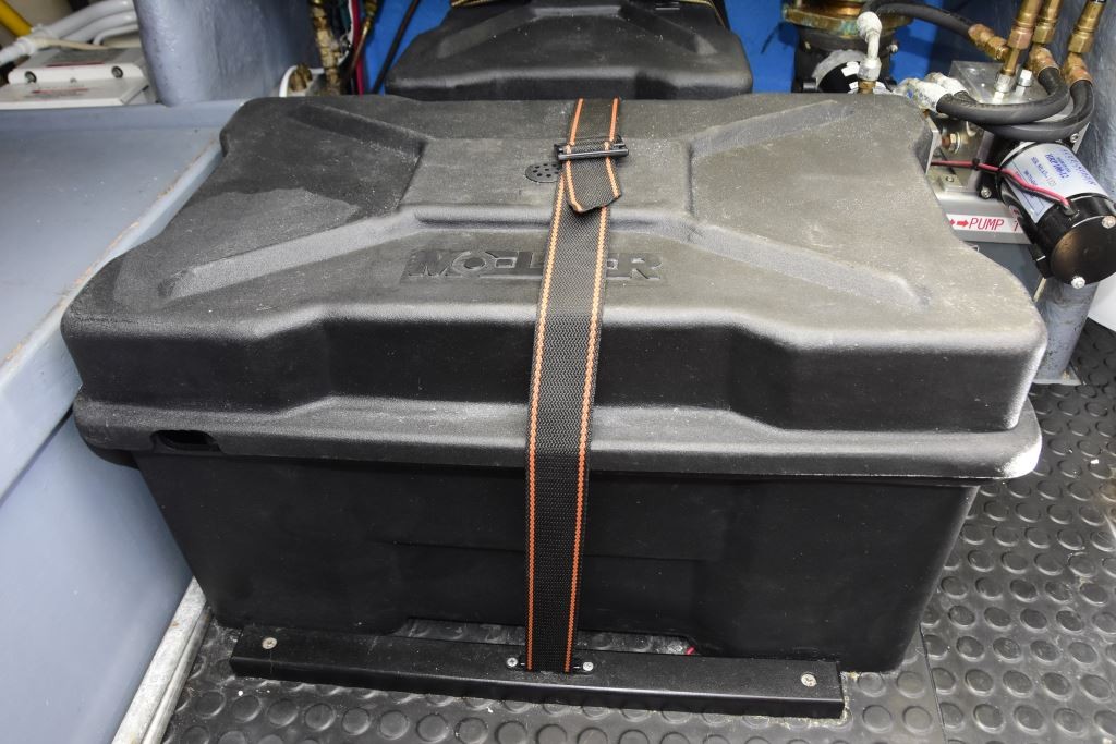Battery Installation | Steve D'Antonio Marine Consulting